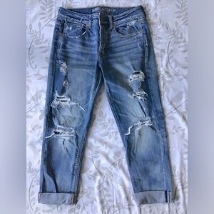 American Eagle Tomgirl Jean